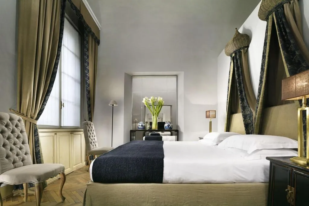 DOUBLE DELUXE QUEEN BED Room, Palazzo Di Camugliano, Florence