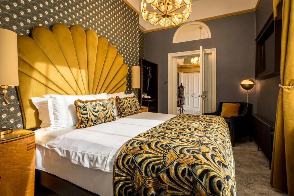 Room, Number 31, Dublin