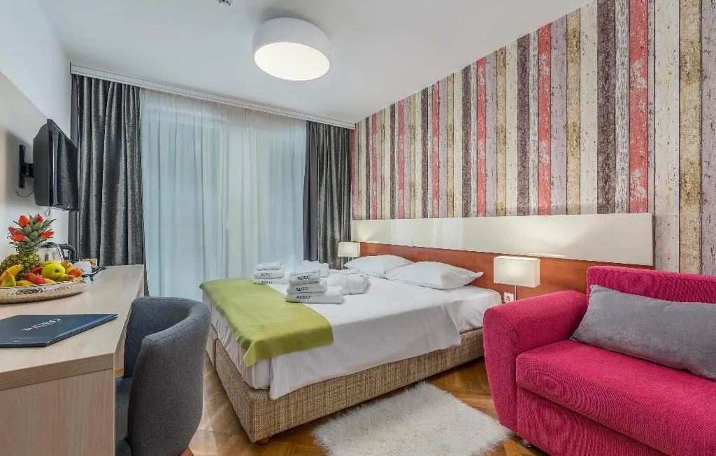 DOUBLE WITH TERRACE Room, Aparthotel Adeo, Istria