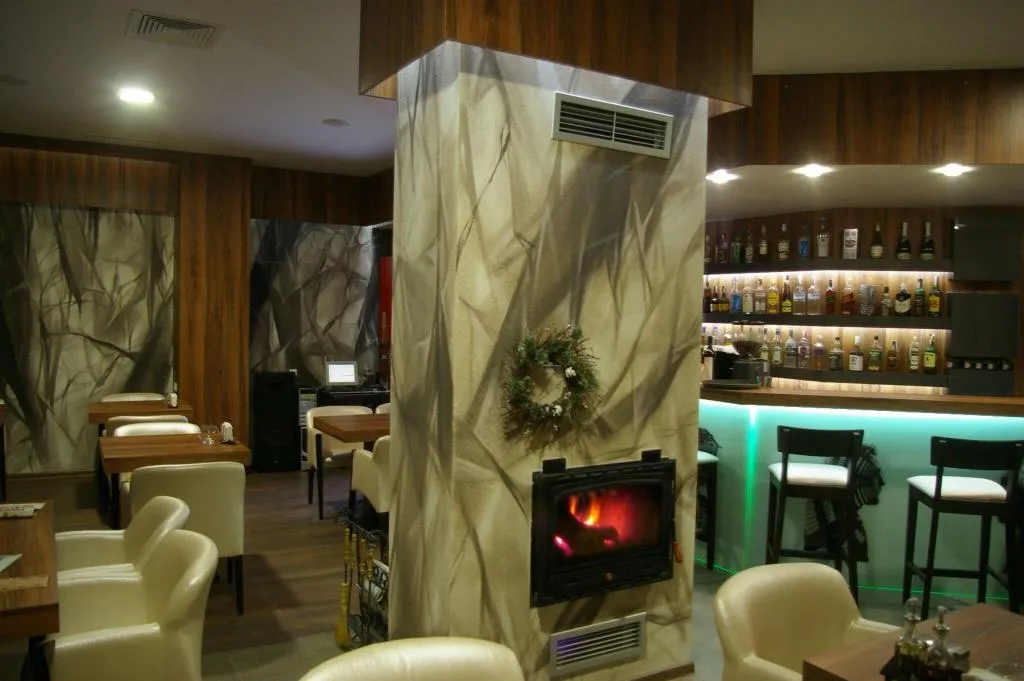 Bar, Hotel Milano, Bourgas
