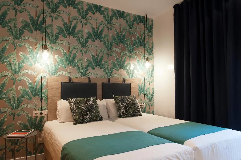 APARTMENT CAPACITY 6 TWO BEDROOMS Room, MH Apartments Sant Pau, Barcelona