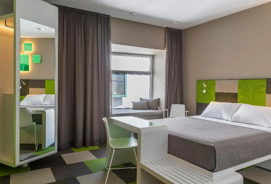 DOUBLE STANDARD Room, Macia Sevilla Kubb, Seville