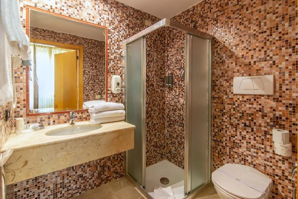 DOUBLE SUPERIOR Room, Hotel Aphrodite, Rome