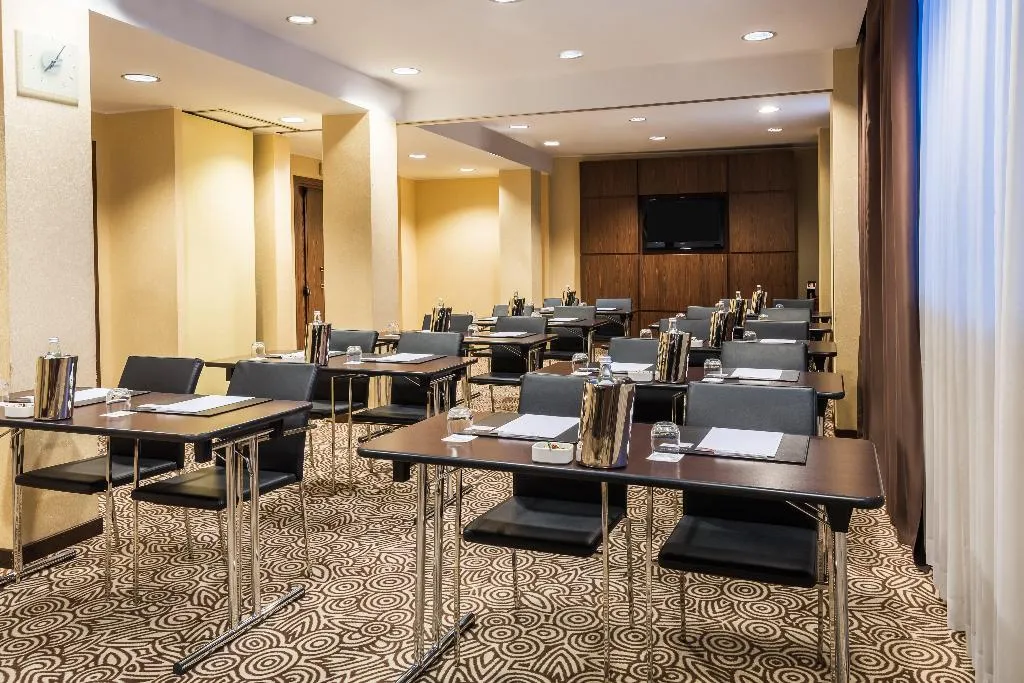 Conferences, Crowne Plaza Milan City, Milan