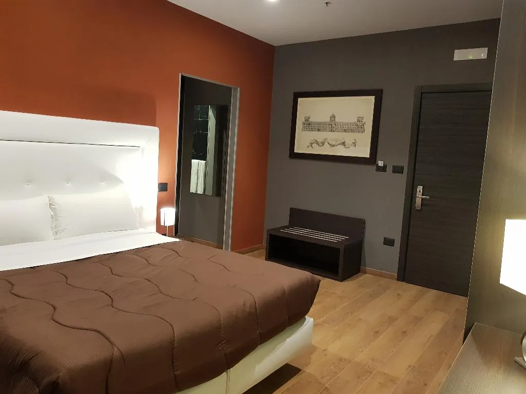 TRIPLE STANDARD Room, Hotel Europa Art Caserta, Naples