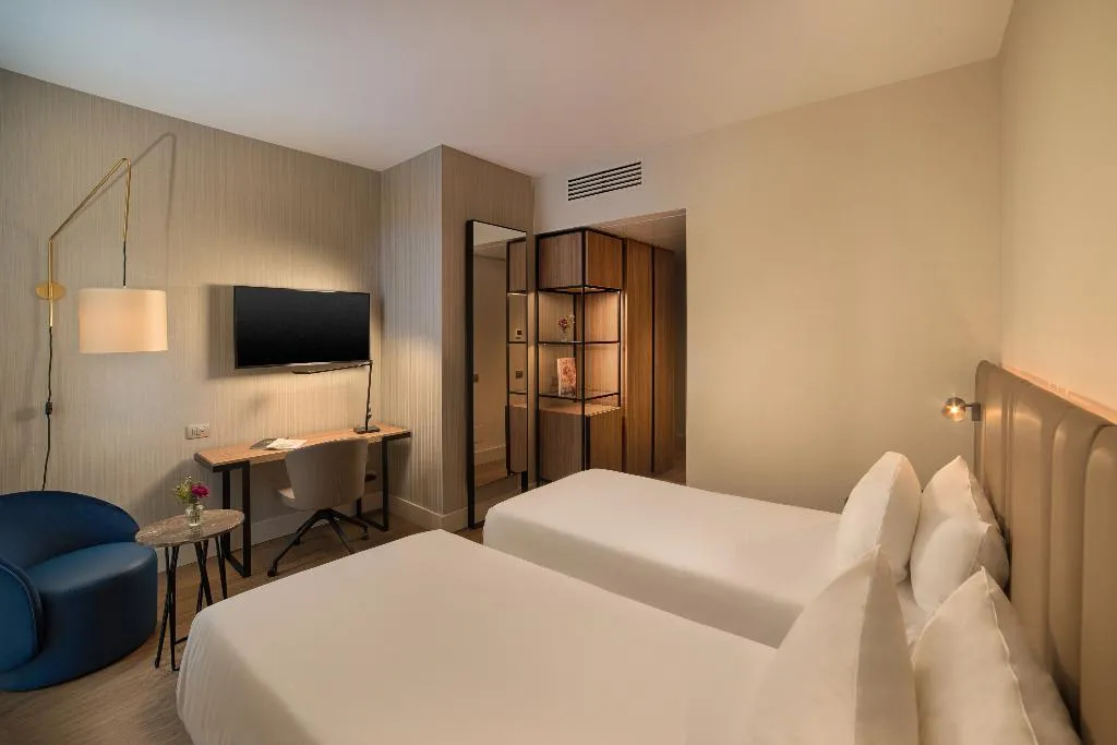 Double or Twin STANDARD Room, NH Milano Corso Buenos Aires, Milan