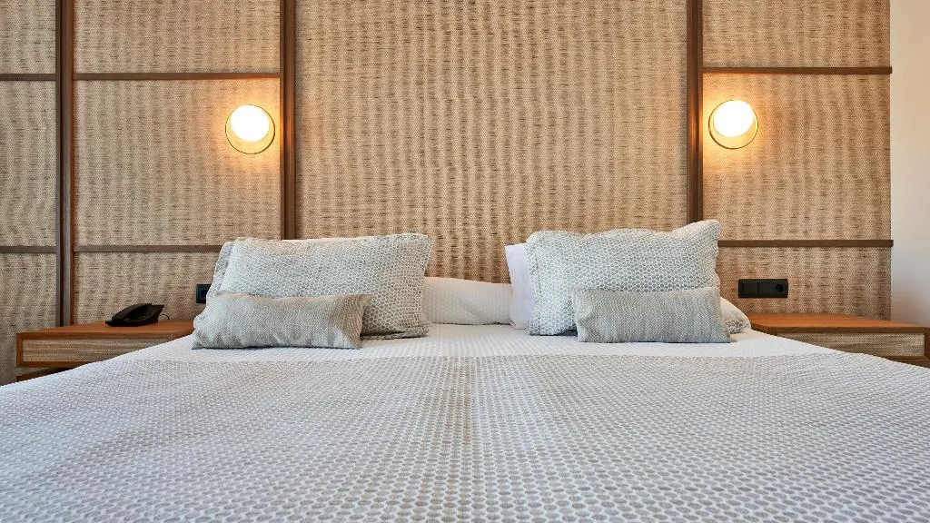 Double or Twin POOL VIEW Room, Serrano Palace, Majorca