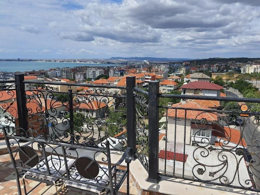 Terrace, Roel Residence Apartments, Bourgas