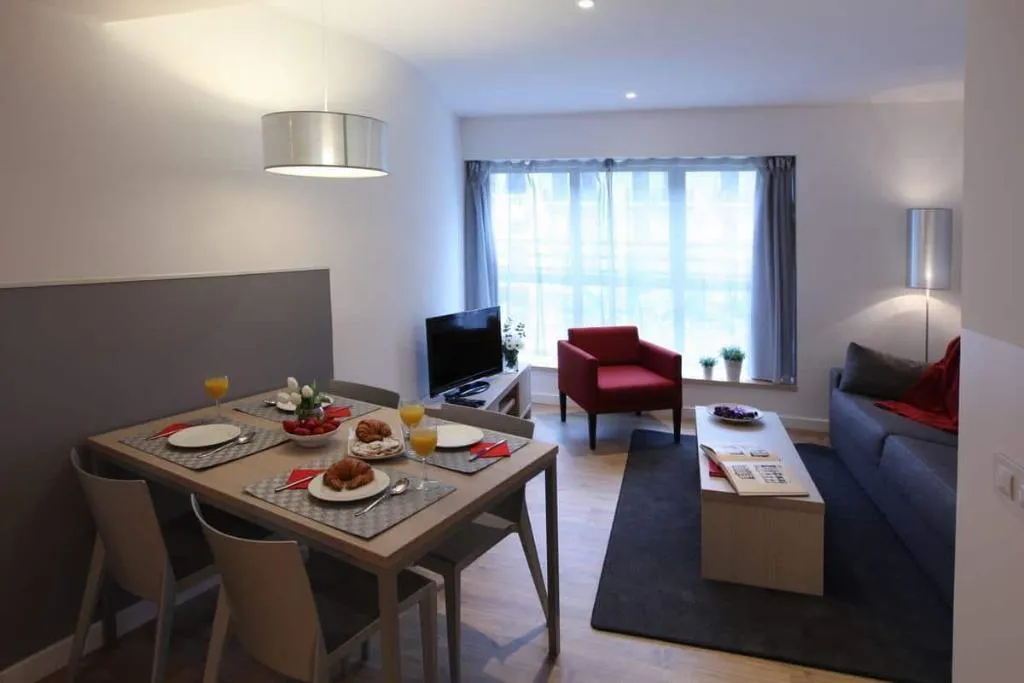 Restaurant, MH Apartments Suites, Barcelona