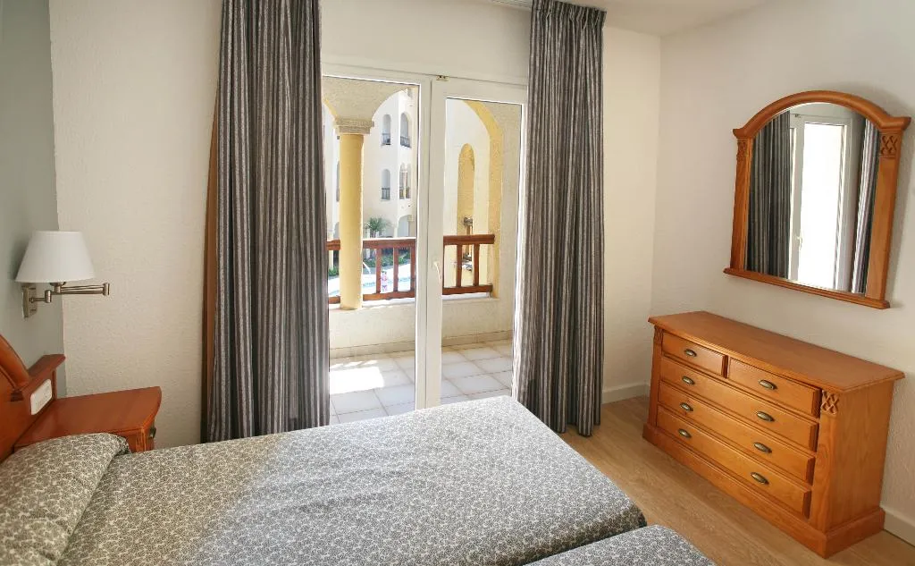 APARTMENT TWO BEDROOMS Room, Apartamentos Turisticos Jardines del Plaza, Valencia