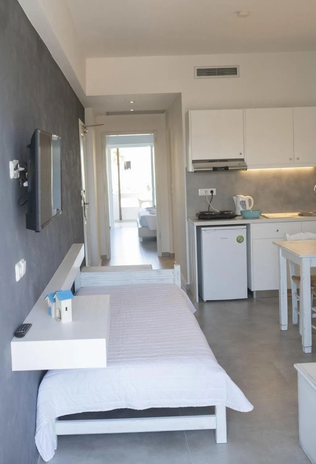Room, Niriides Hotel, Crete