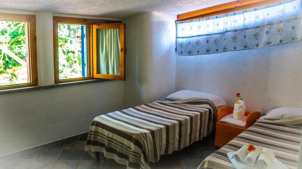 STUDIO ONE BEDROOM Room, Baia D'oro, Rome
