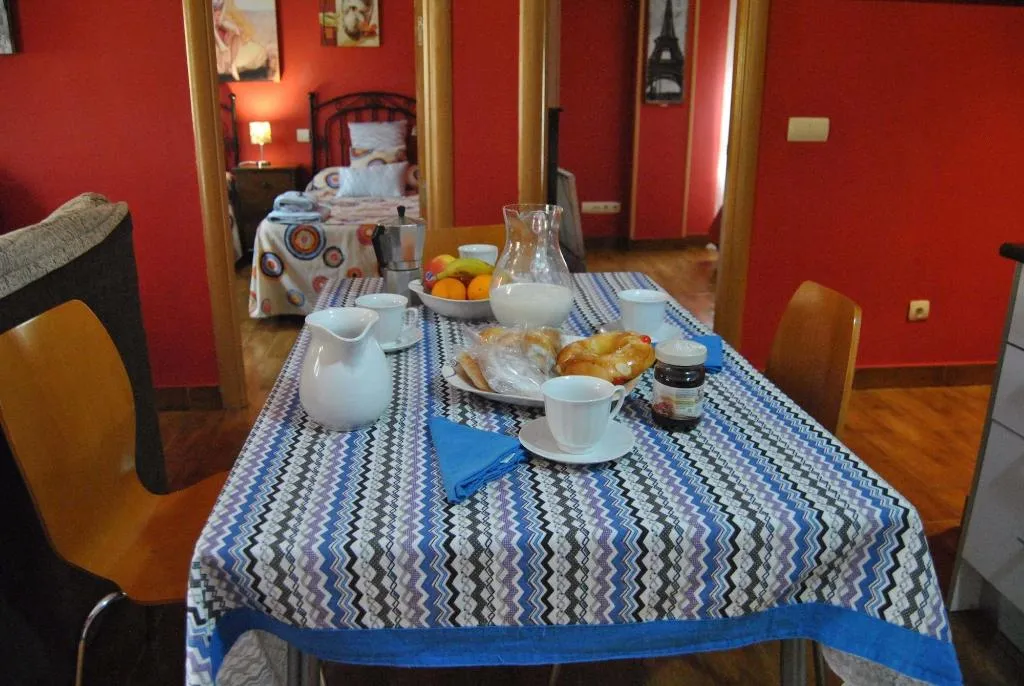 Room, Apartahotel Collarubio, Madrid