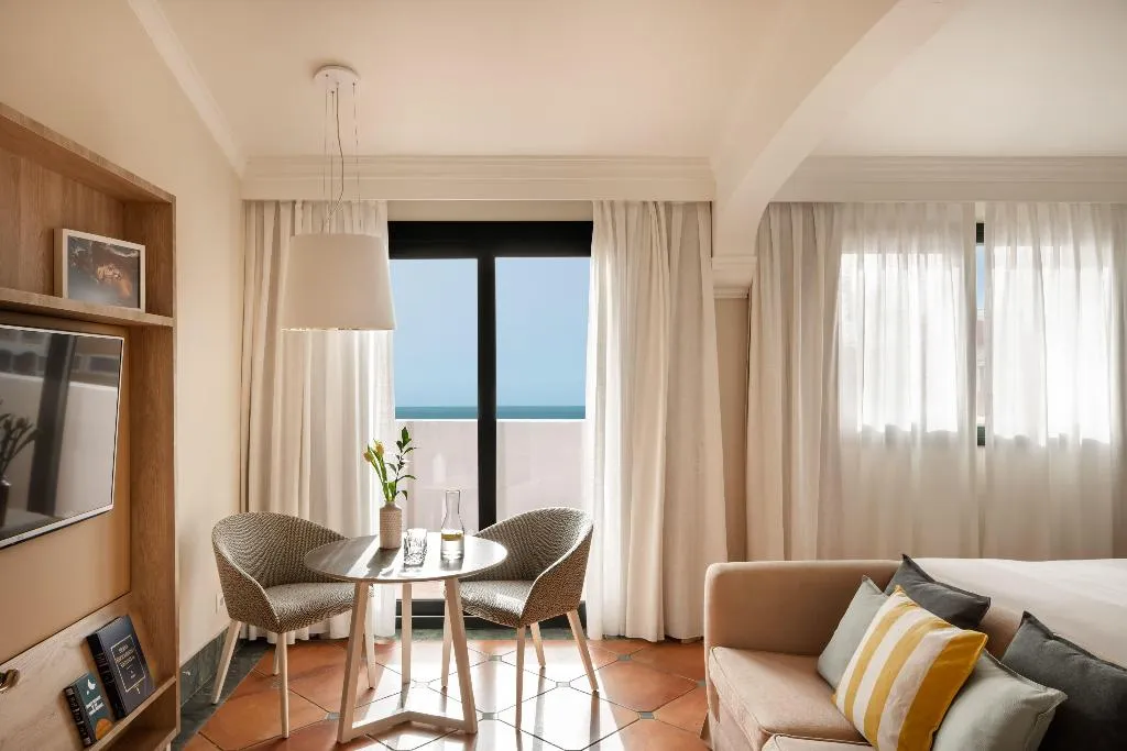 DOUBLE SEA FRONT Room, Palacio de Sancti Petri Gran Melia, Costa De La Luz