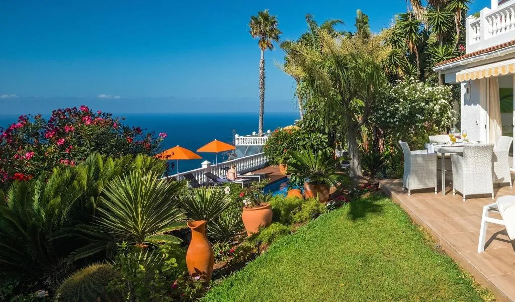 Room, Jardin de la Paz, Tenerife