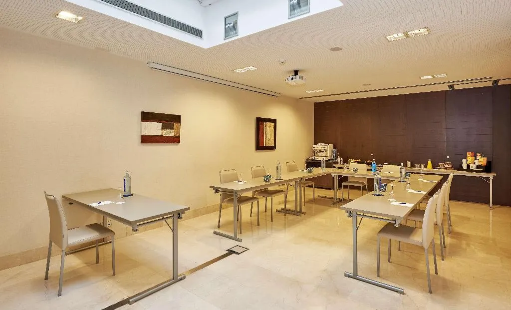 Conferences, NH Sants Barcelona, Barcelona