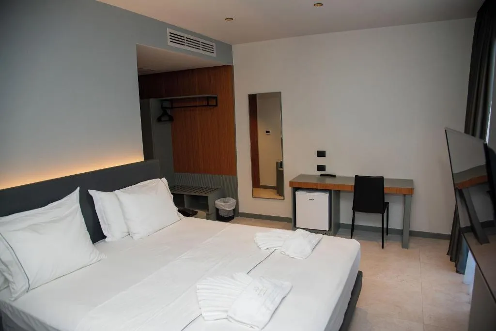 Room, Adria Palace Hotel, Durres