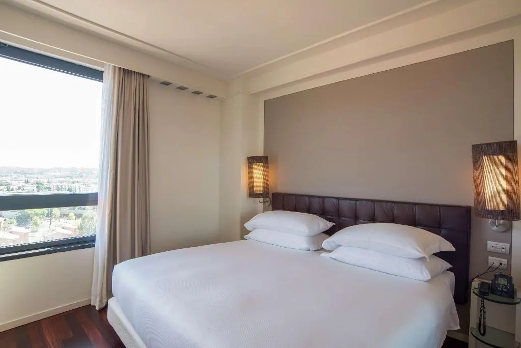 Room, DoubleTree by Hilton Florence Metropole, Florence