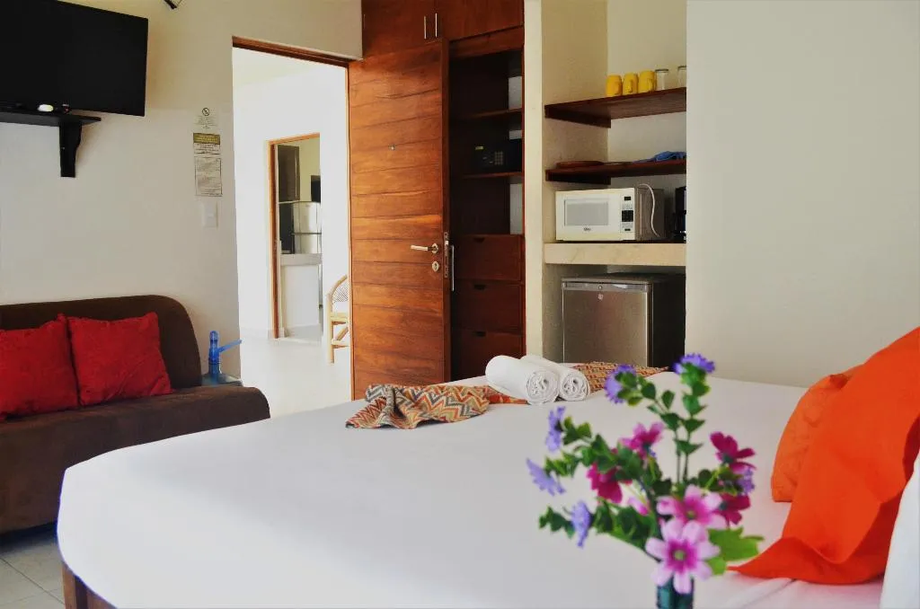 STUDIO STANDARD Room, Arrecifes Suites, Cancun Area