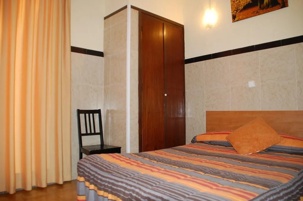 General view, Pension 45, Barcelona