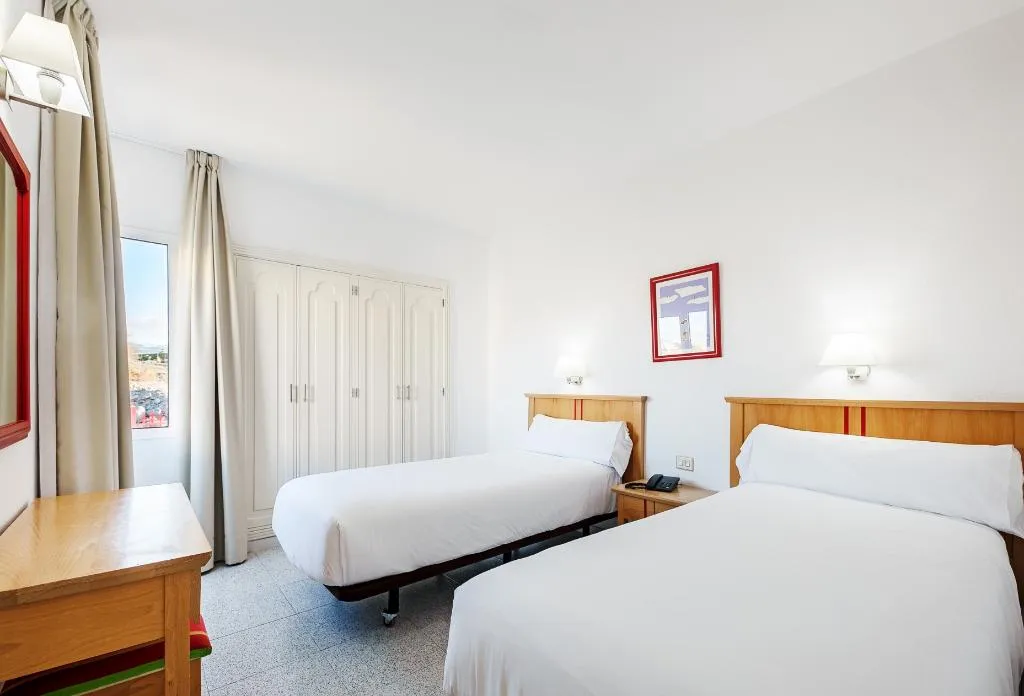 APARTMENT CAPACITY 3 Room, Apartamentos LIVVO Koala Garden, Gran Canaria