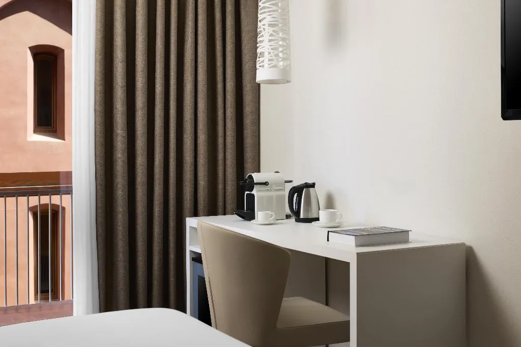 DOUBLE SUPERIOR Room, NH Castellón Mindoro, Valencia