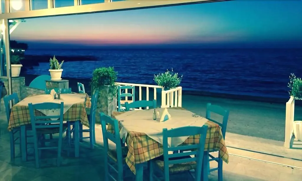 Restaurant, Socrates Apartments & Restaurant, Crete