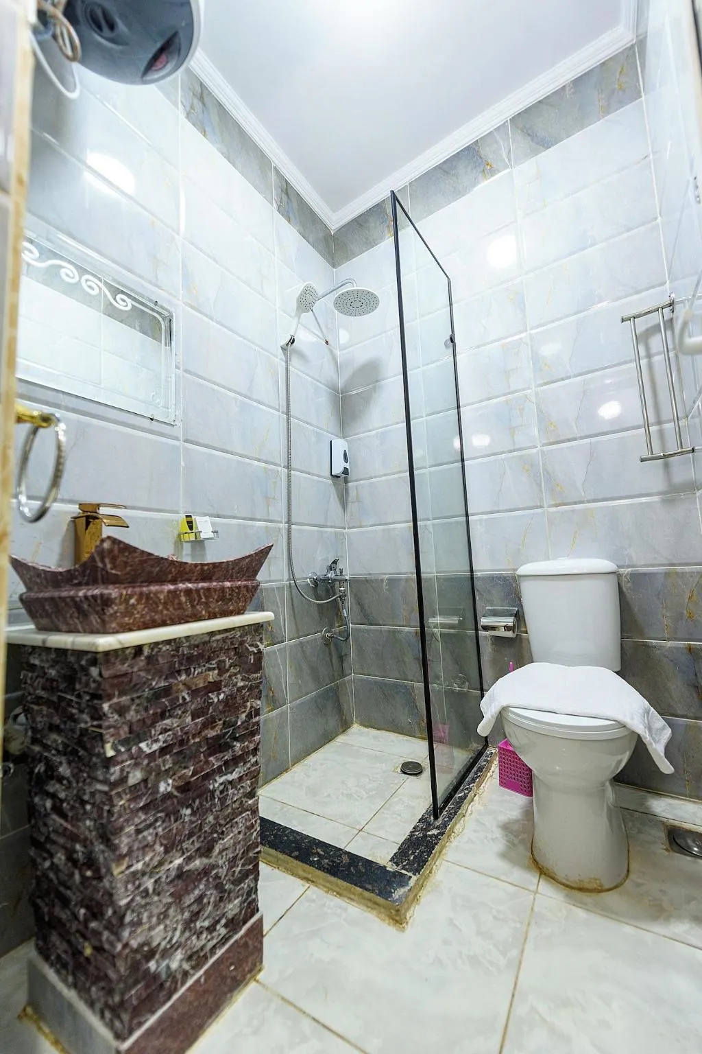 Room, Capital Of Pyramids Hotel, Cairo