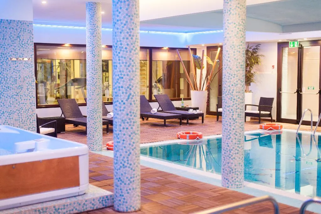 Pool, As Hotel Cambiago, Milan