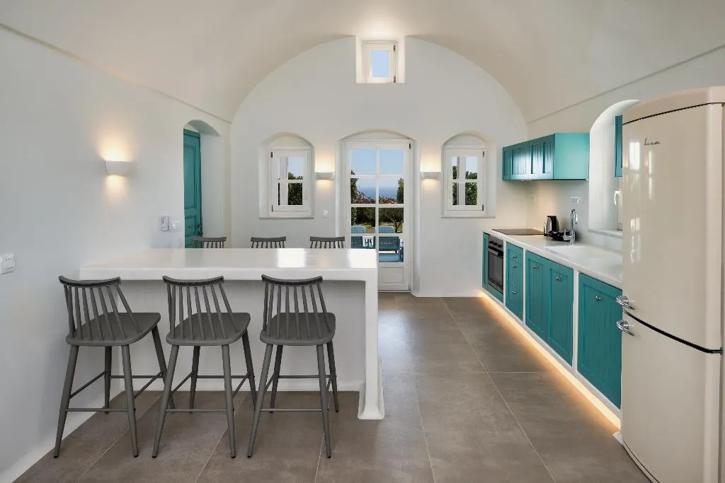 VILLA TWO BEDROOMS WITH PRIVATE POOL Room, Sienna Eco Resort, Santorini