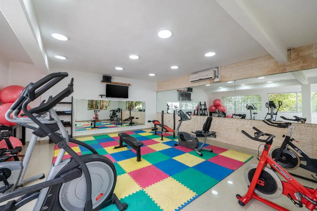 Sports and Entertainment, Hotel Maya Caribe Faranda Cancún, Cancun Area
