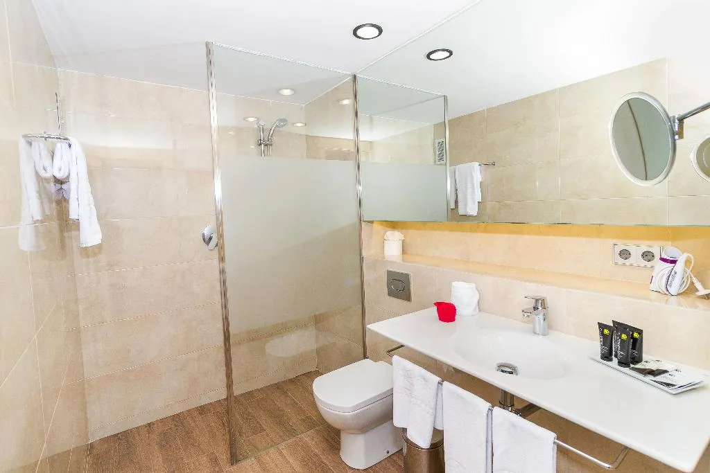 APARTMENT SIDE SEA VIEW Room, Eix Platja Daurada Hotel & SPA, Majorca