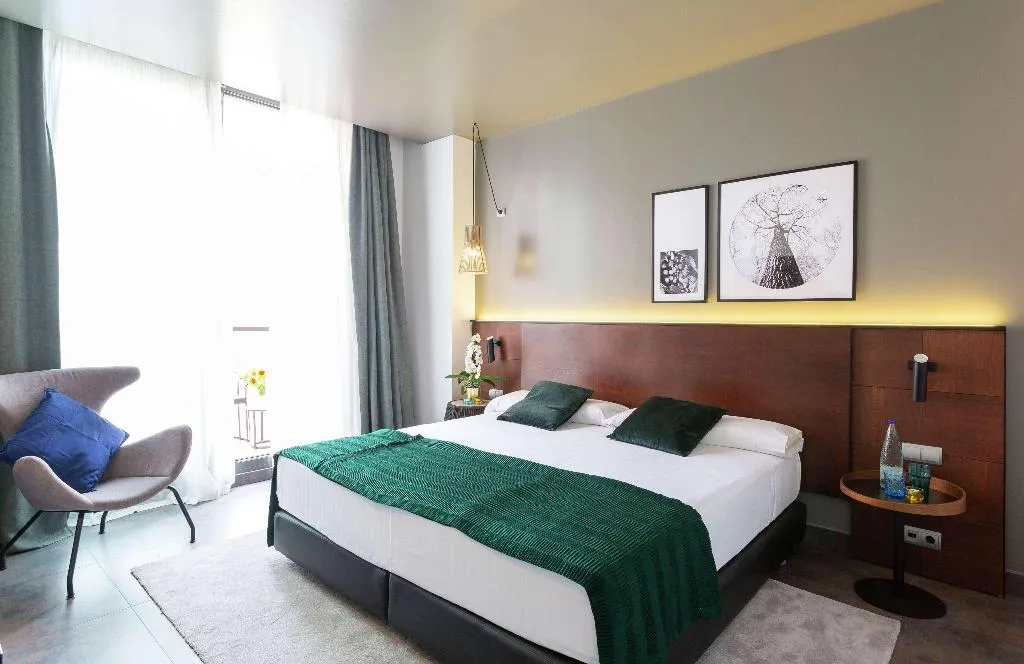 Room, Dolce By Wyndham Barcelona Resort, Barcelona