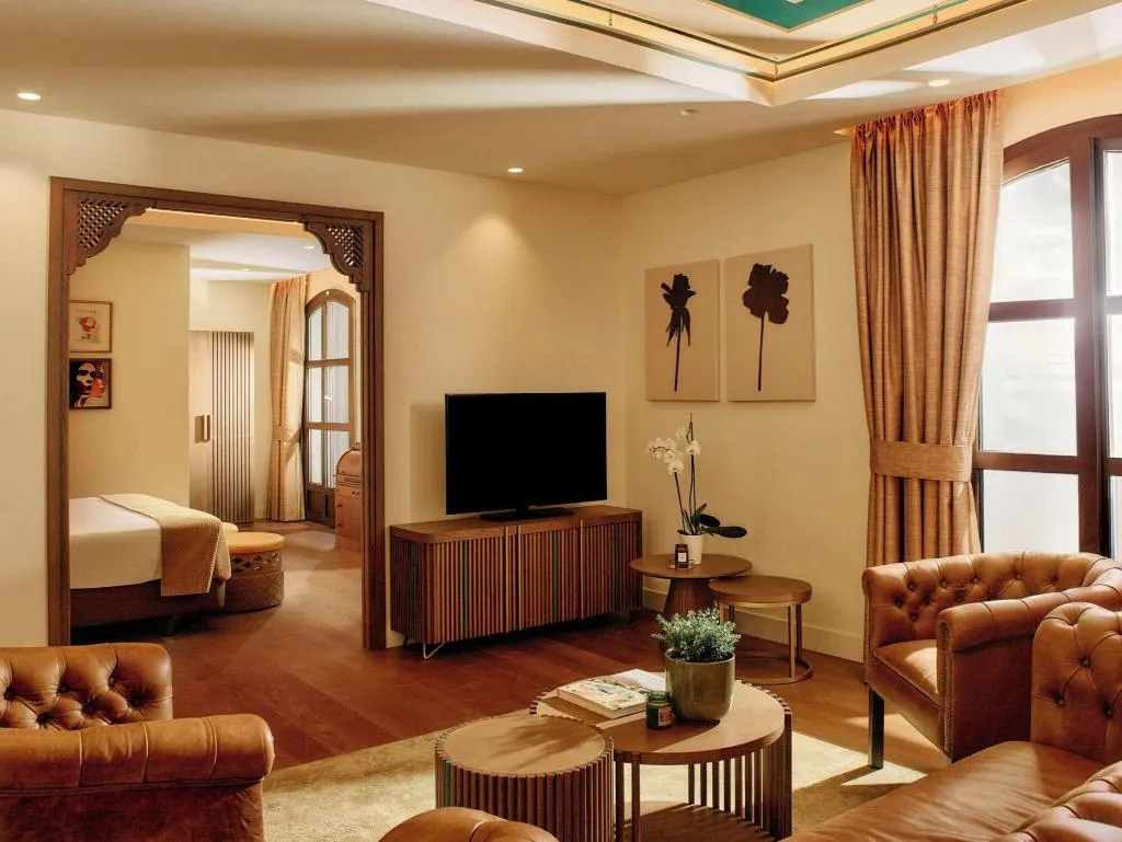 STUDIO QUEEN SIZE BED Room, El Pilar Andalucia, Costa Del Sol