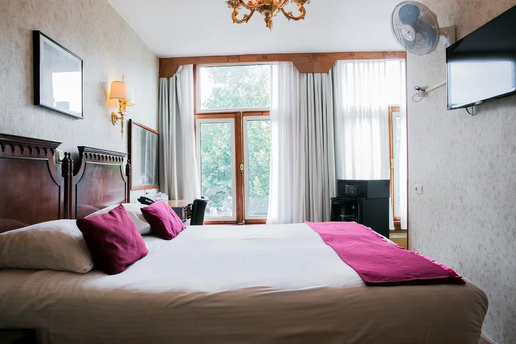 Double or Twin DELUXE Room, Atlanta, Amsterdam