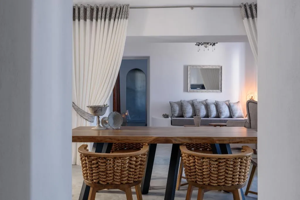 VILLA WITH PRIVATE POOL Room, Senses Luxury Villa, Santorini