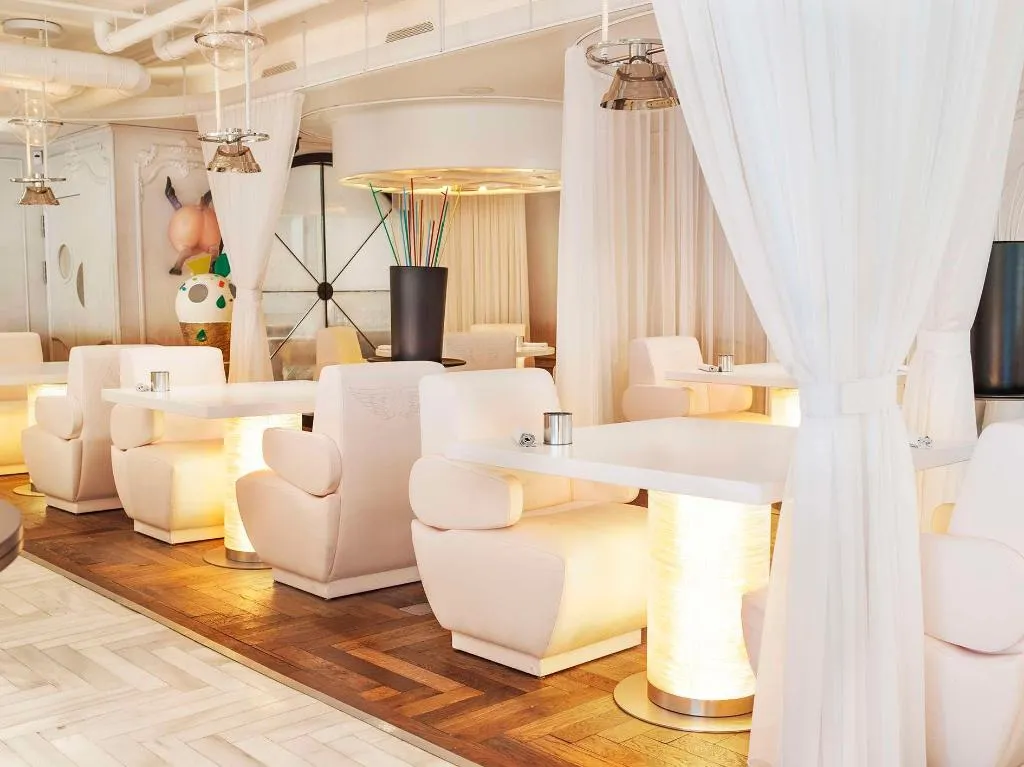 Restaurant, NH Collection Madrid Eurobuilding, Madrid