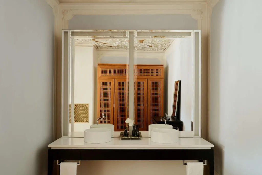 SUITE STANDARD Room, Aman Venice, Venice