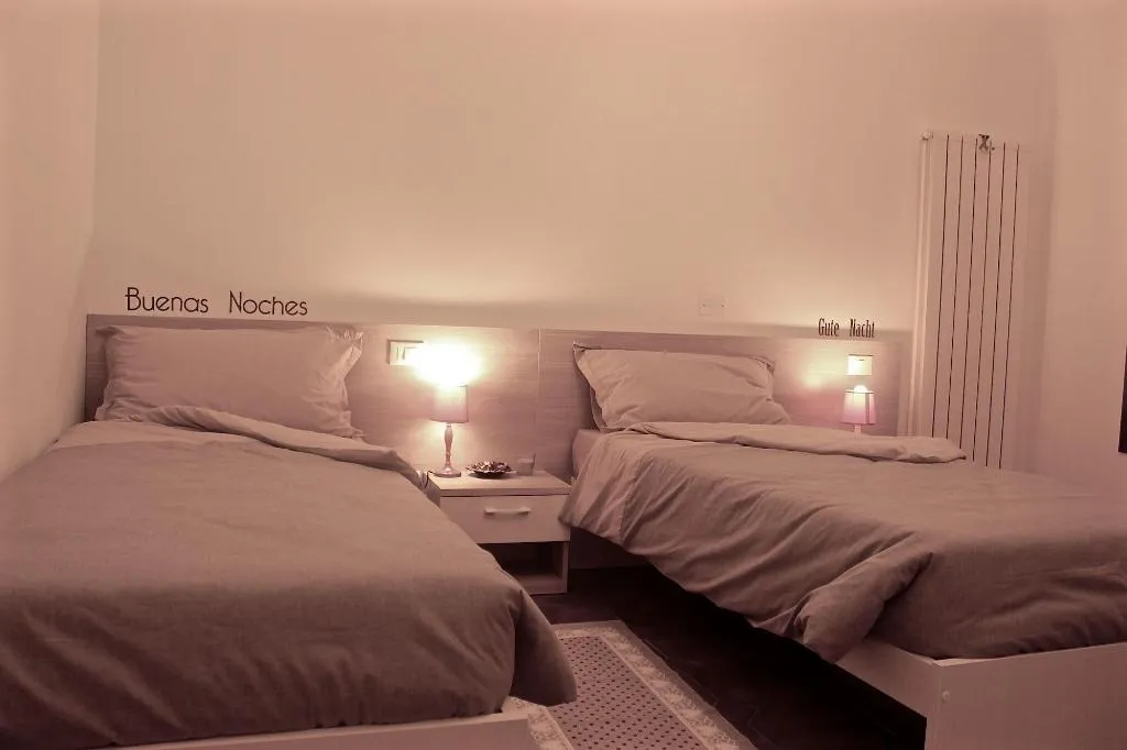 Room, B&B Villa Grimani, Venice