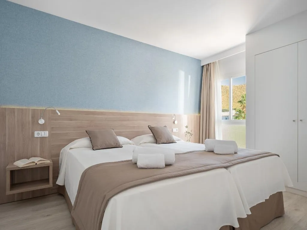 SUITE POOL VIEW Room, Puerto Azul Suite Hotel, Majorca