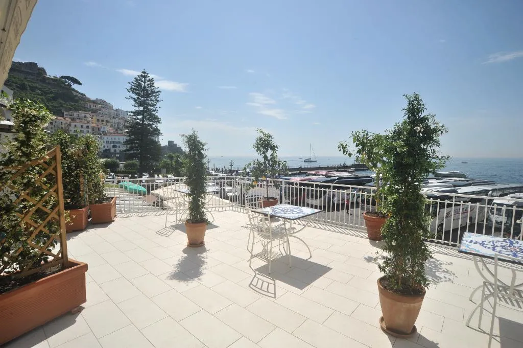 Lobby, Core Amalfitano City Suites, Naples
