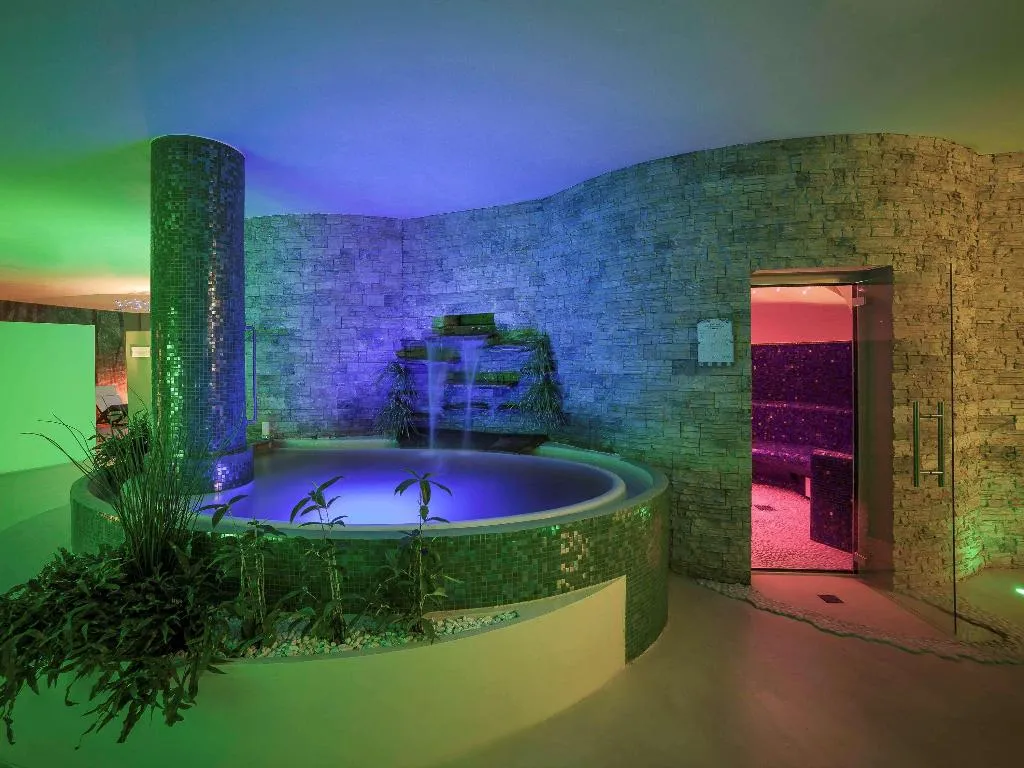 Sports and Entertainment, Mercure Olbia, Olbia