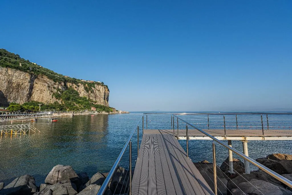 Beach, Mary Hotel, Naples