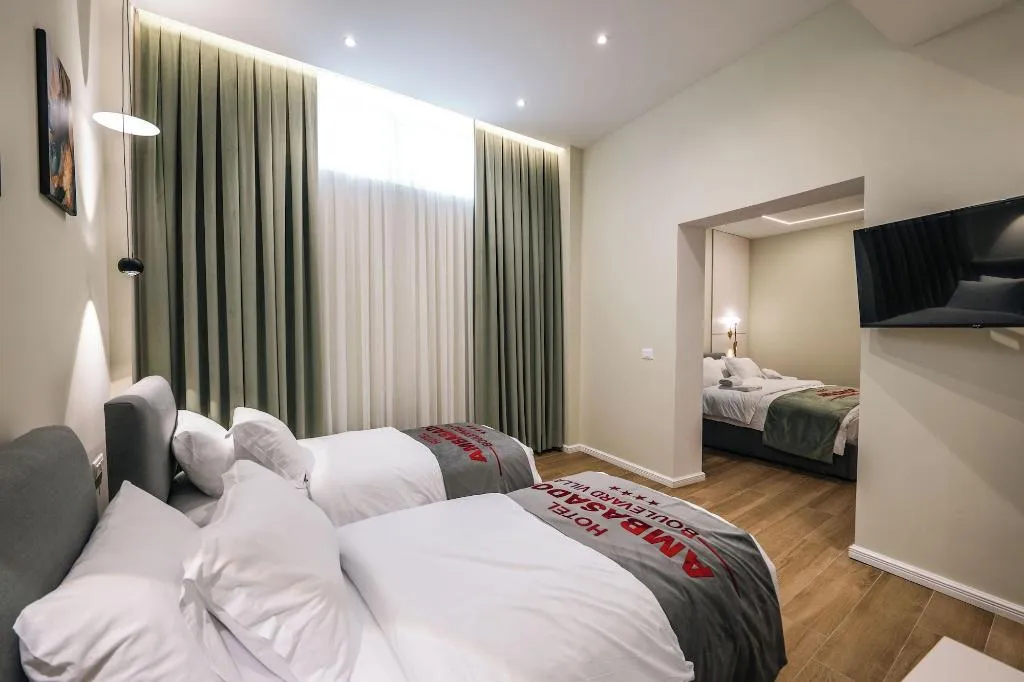 Room, Ambasador Hotel, Durres