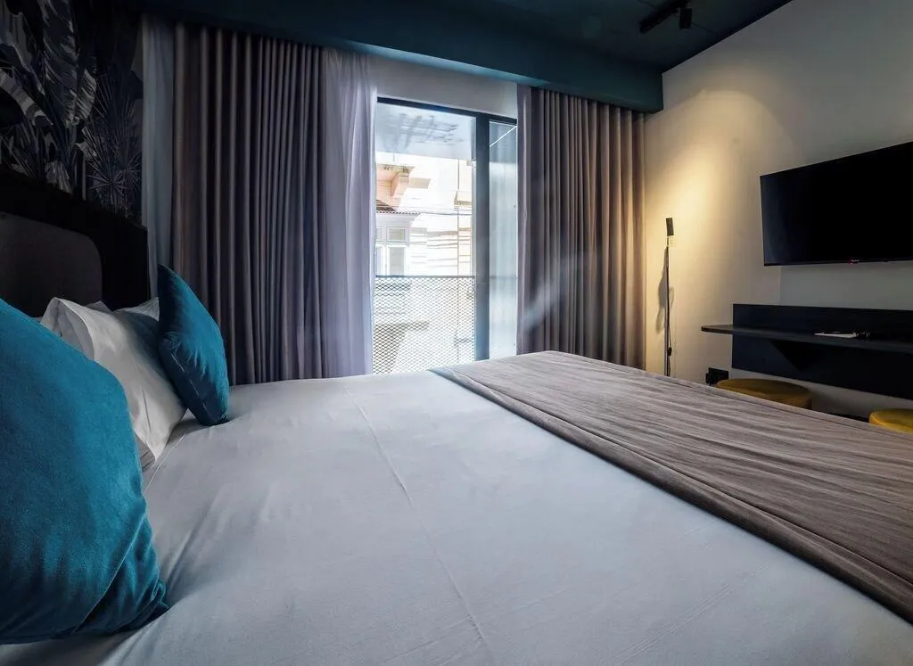Room, Eleven By Warren Collection, Malta