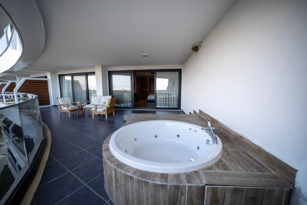 SUITE CAPACITY 4 ONE BEDROOM Room, Seven For Life Thermal Hotel, Izmir