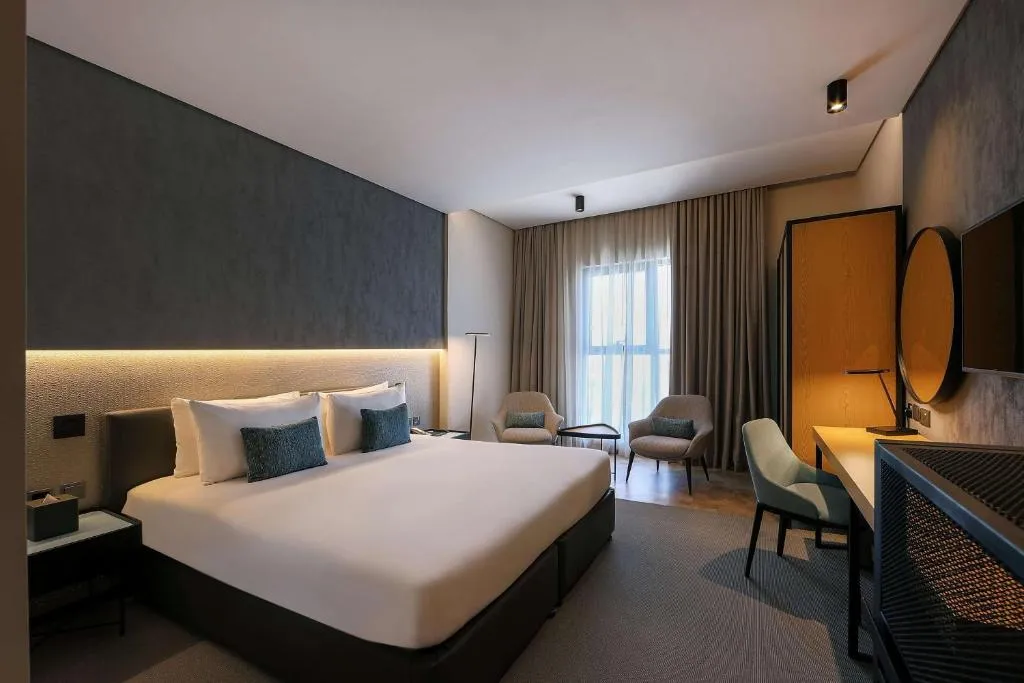 STUDIO STANDARD Room, The Manor by JA, Dubai