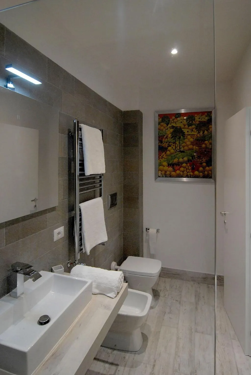 Room, Tiburtina Garden, Rome