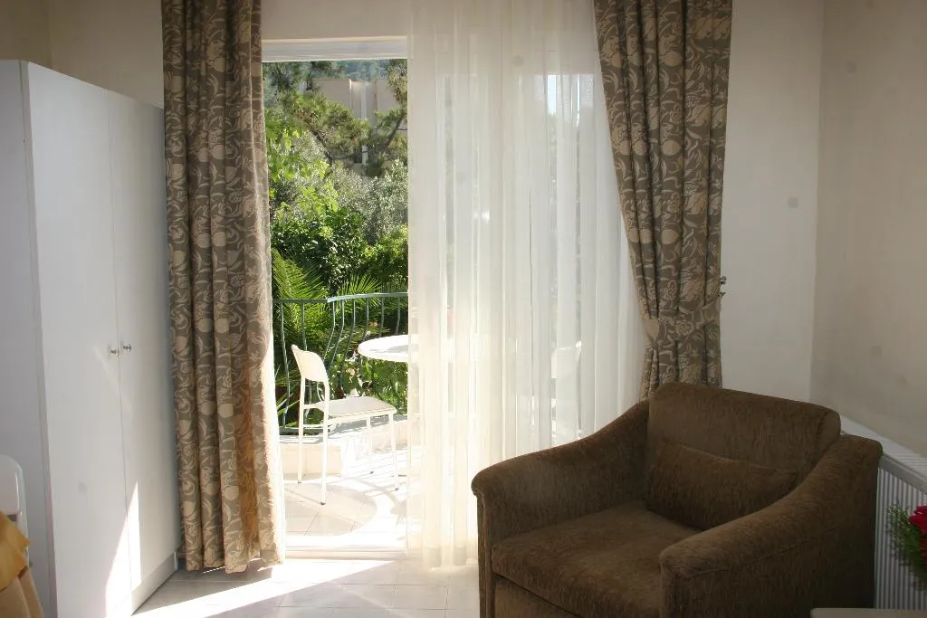 Room, Life Apartments, Dalaman