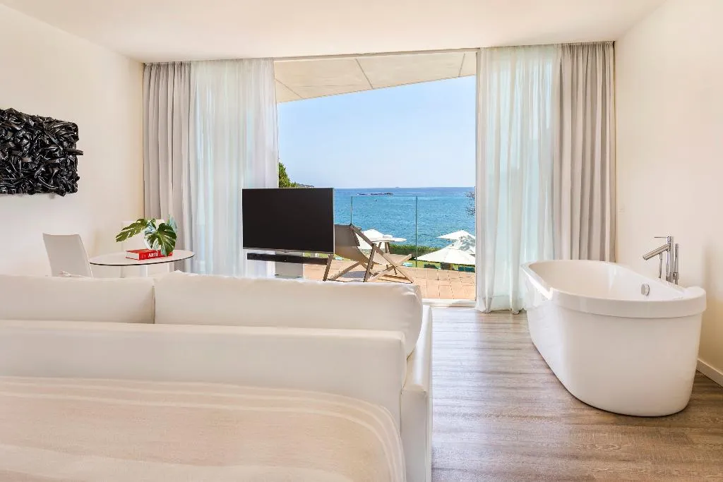 SUITE STANDARD Room, ME Ibiza, Ibiza